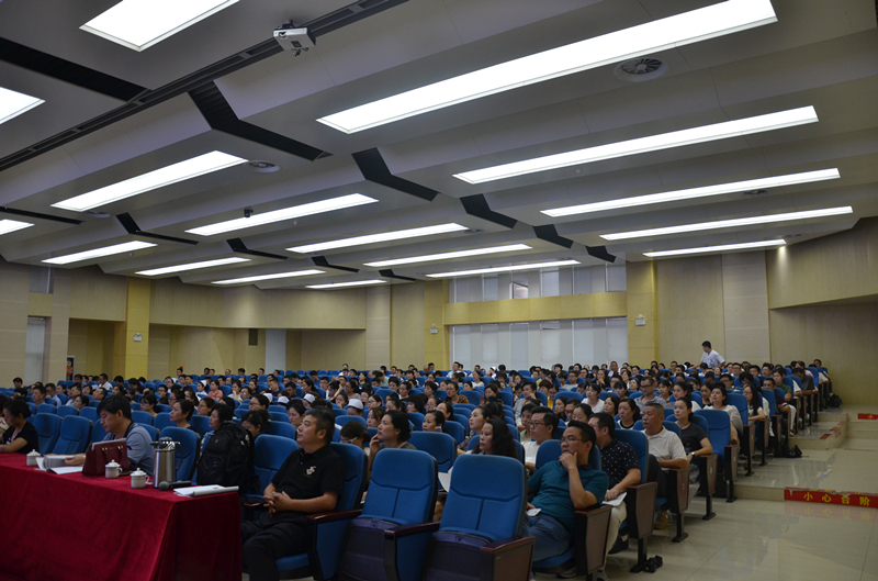 C:\Documents and Settings\Administrator\桌面\新建文件夹 (4)\DSC_4468_副本.jpg